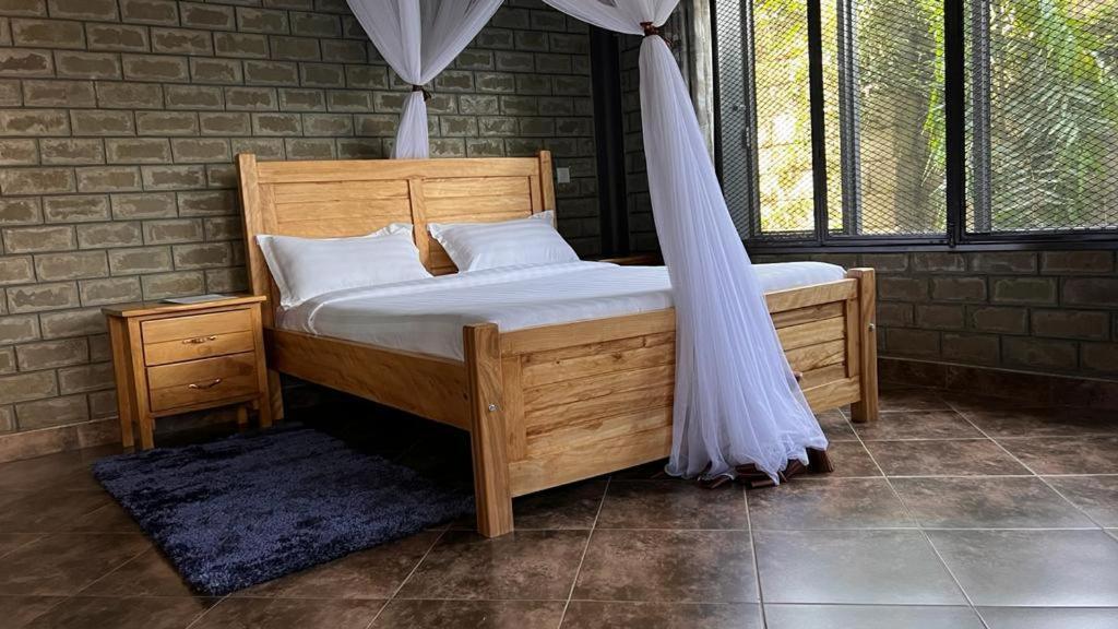 Gipir And Labongo Safari Lodge Ltd Pakwach Экстерьер фото