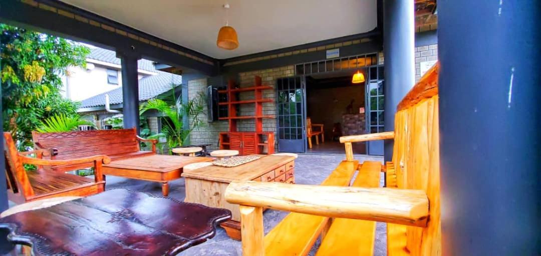 Gipir And Labongo Safari Lodge Ltd Pakwach Экстерьер фото