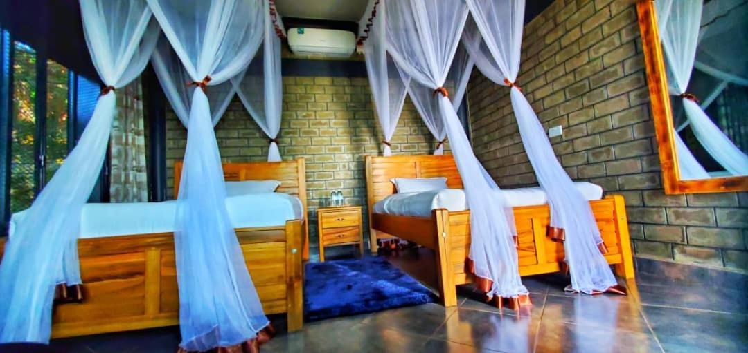 Gipir And Labongo Safari Lodge Ltd Pakwach Экстерьер фото
